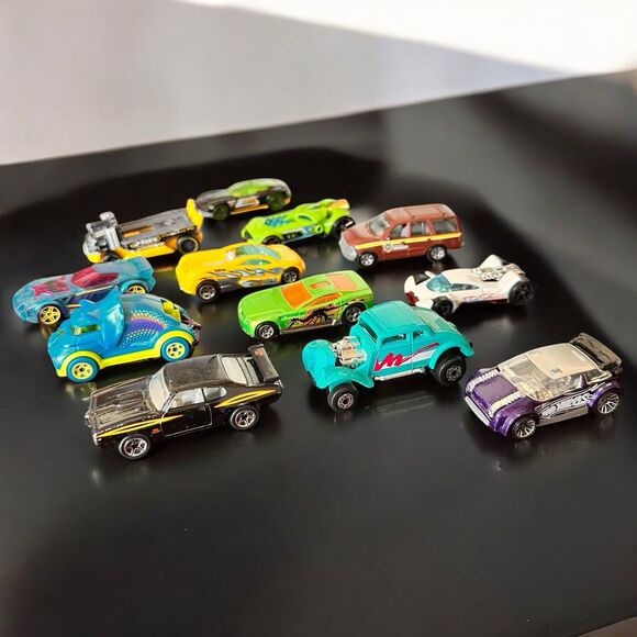 Hot Wheels | Toys | Hot Wheels Diecast Cars 982218 Matchbox Pontiac Hot ...